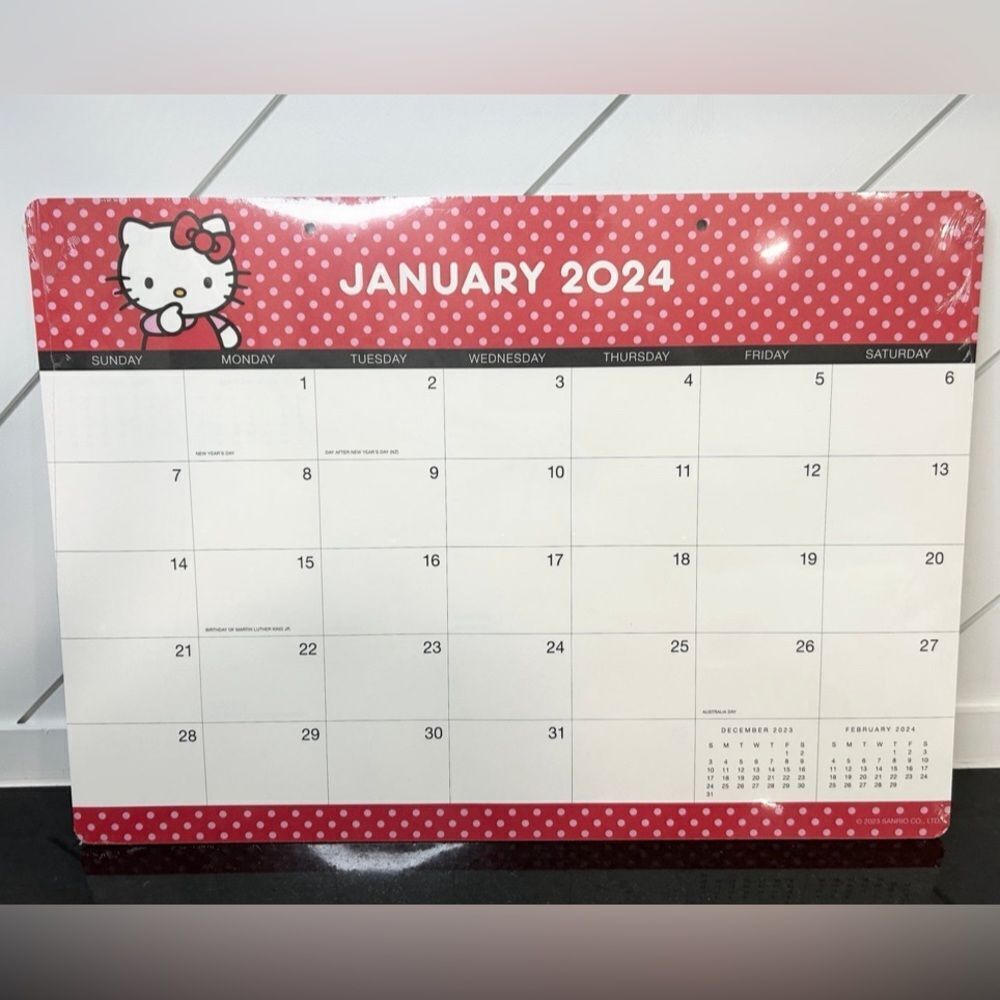 Hello Kitty Desk Calendar